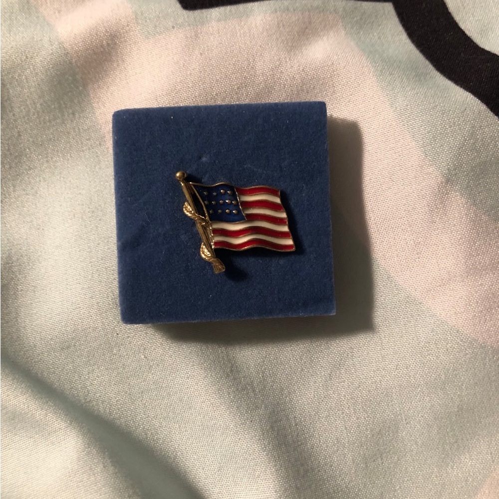 Pin